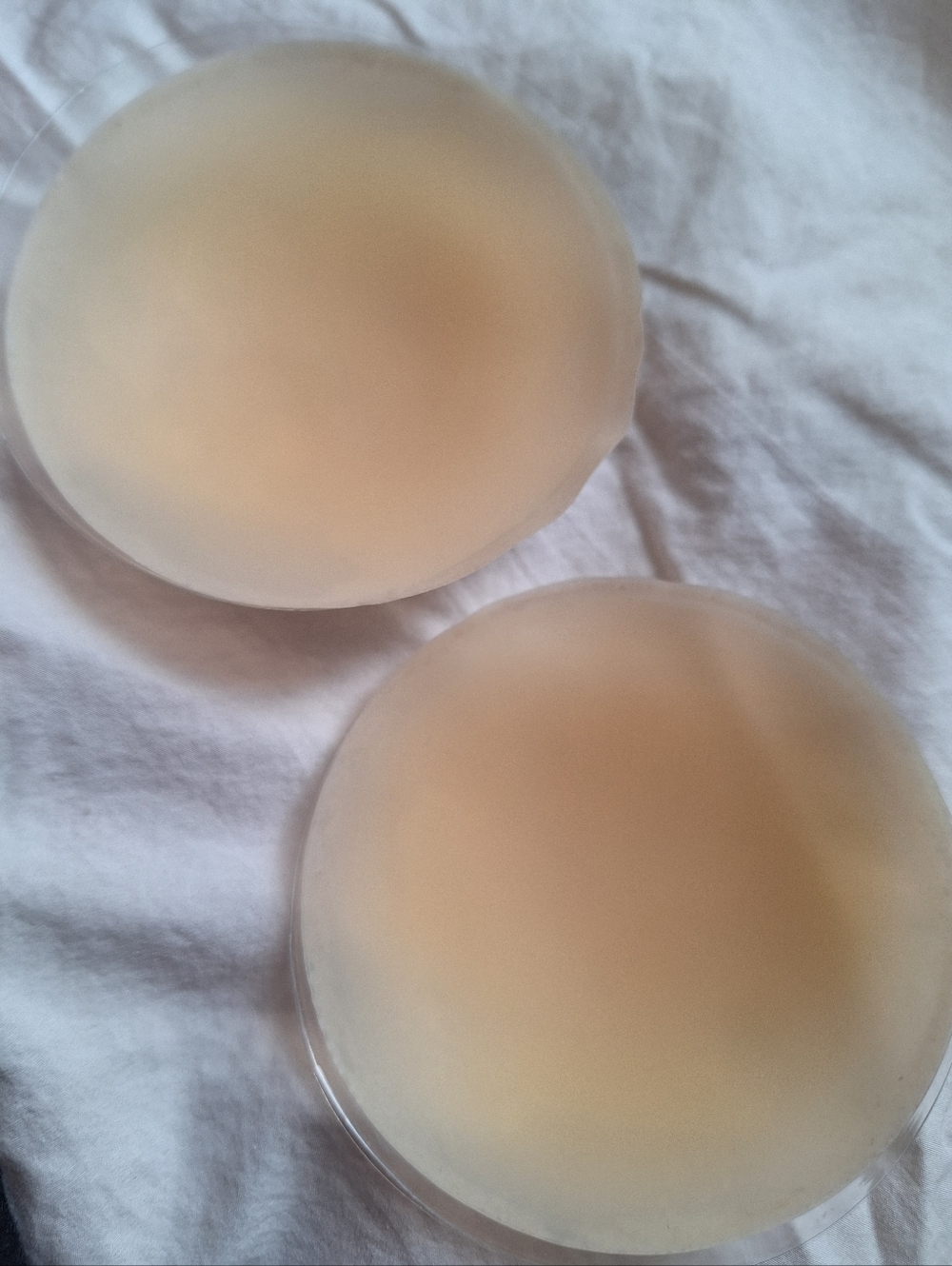 NEW nipple covers 2 pairs (C) Silicone, Nude, Reusable, No Fancy Package. Works!